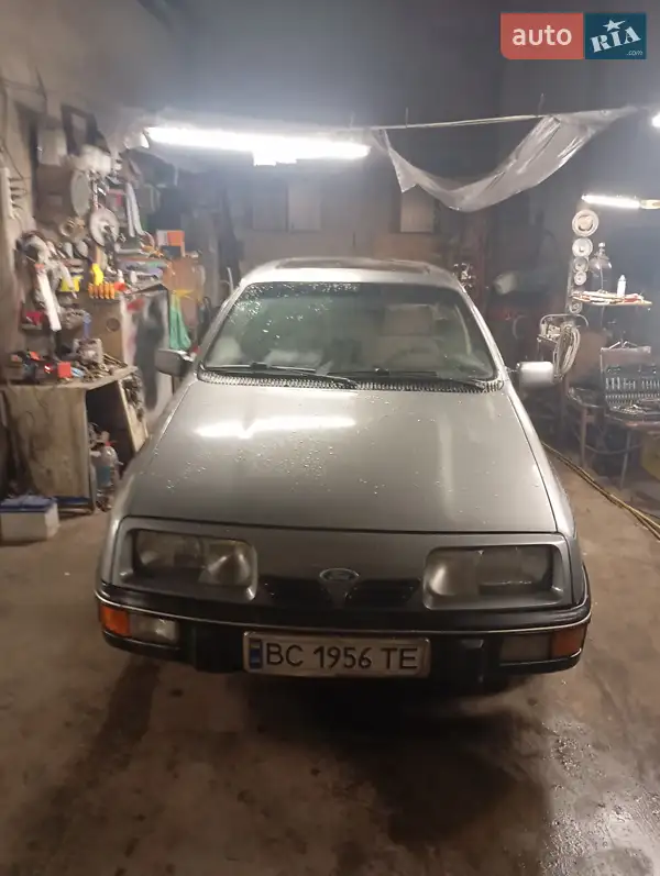 Ліфтбек Ford Sierra 1984 в 