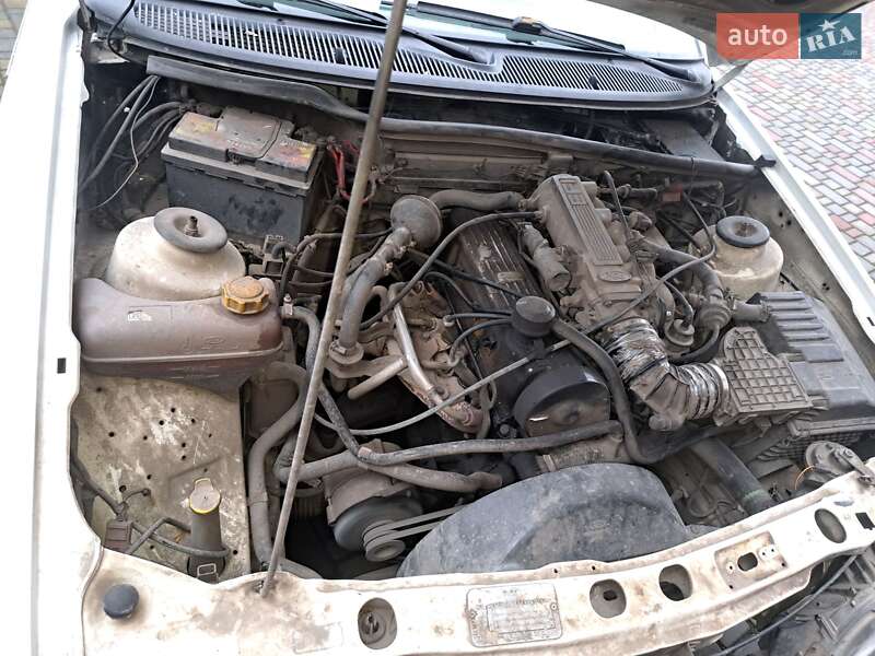Лифтбек Ford Sierra 1992 в Житомире фото 9 Лифтбек Ford Sierra 1992 в Житомире