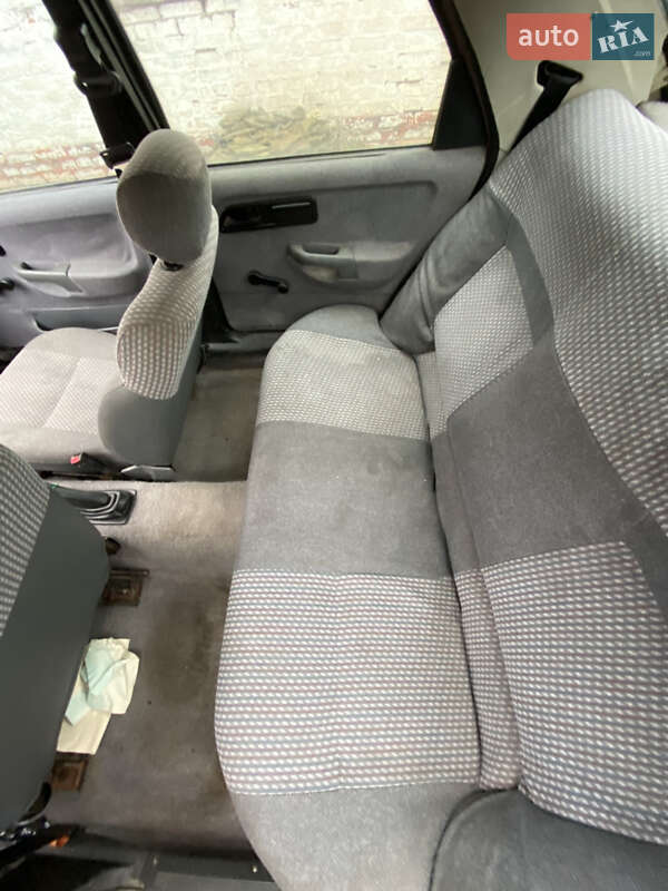 Седан Ford Sierra 1988 в Полтаве