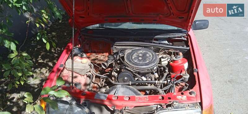 Седан Ford Sierra 1988 в Попільні