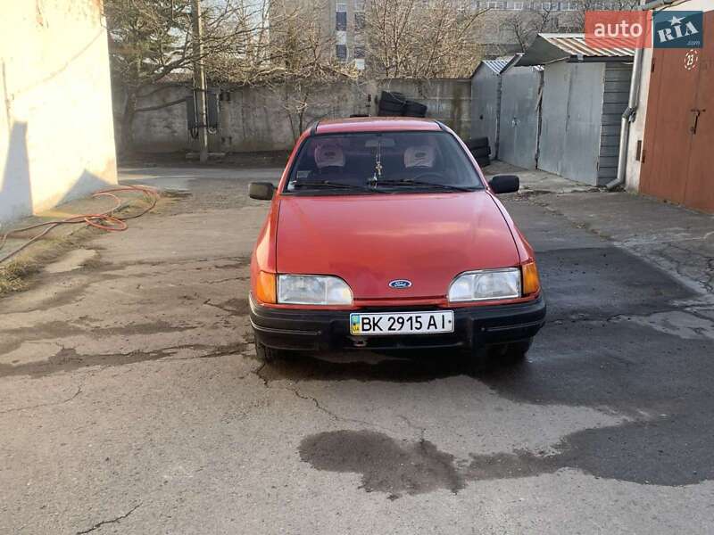 Седан Ford Sierra 1988 в Ровно