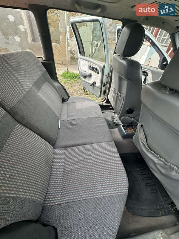 Универсал Ford Sierra 1984 в Благовещенском фото 8 Универсал Ford Sierra 1984 в Благовещенском