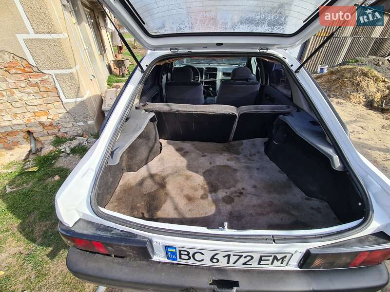 Седан Ford Sierra 1990 в Камне-Каширском