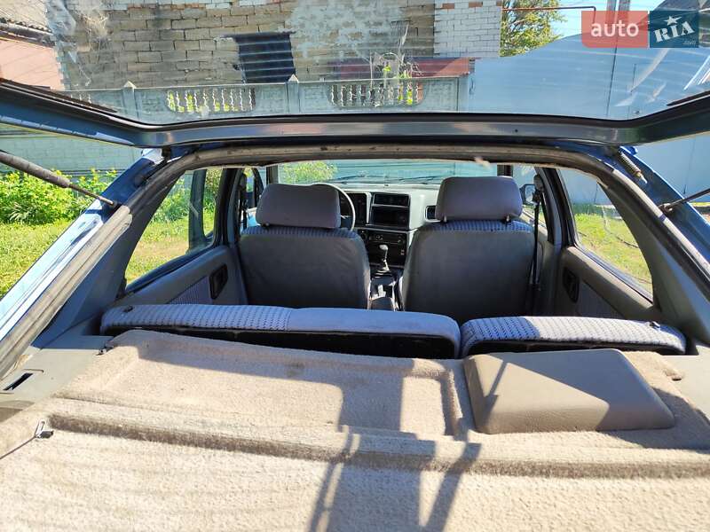 Лифтбек Ford Sierra 1984 в Днепре