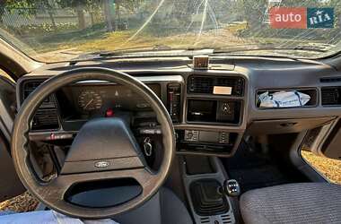 Купе Ford Sierra 1985 в 