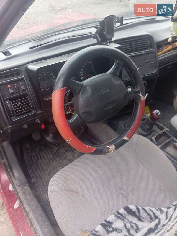 Лифтбек Ford Sierra 1986 в Виннице