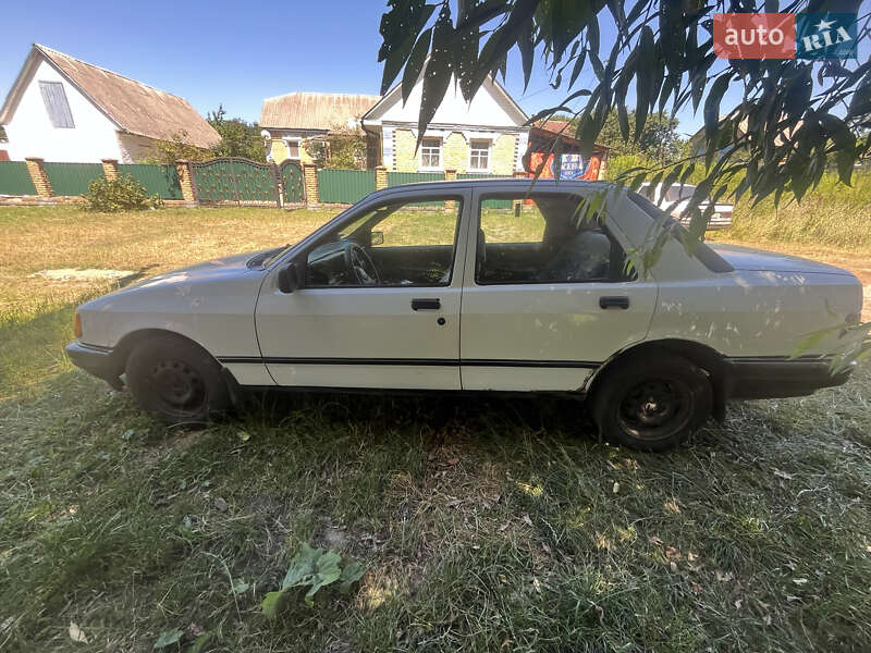 Седан Ford Sierra 1989 в Киеве