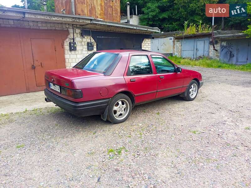 Седан Ford Sierra 1988 в Обухові