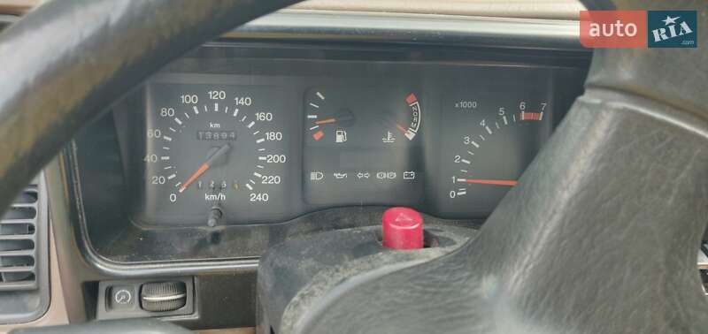 Лифтбек Ford Sierra 1987 в Киеве