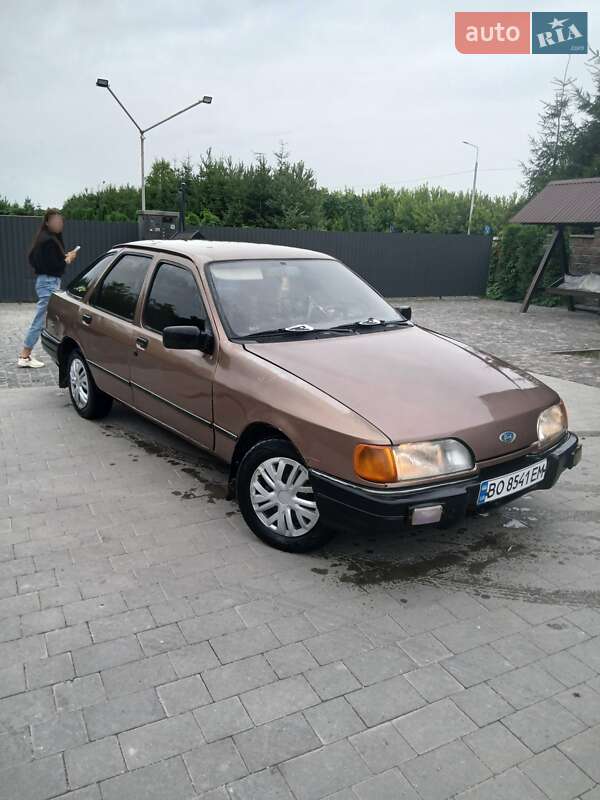 Лифтбек Ford Sierra 1987 в Лановцах