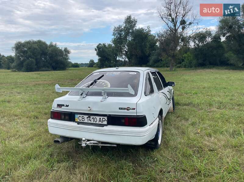Лифтбек Ford Sierra 1985 в Радомышле