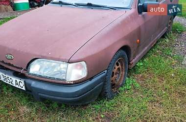 Седан Ford Sierra 1988 в Кременце