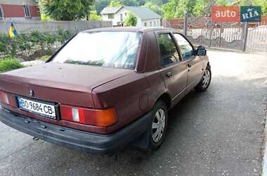 Седан Ford Sierra 1990 в Залещиках