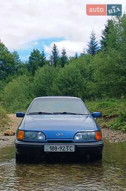 Купе Ford Sierra 1986 в Львове
