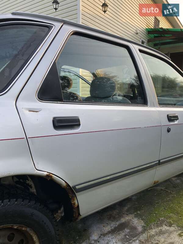 Лифтбек Ford Sierra 1987 в Калиновке фото 7 Лифтбек Ford Sierra 1987 в Калиновке
