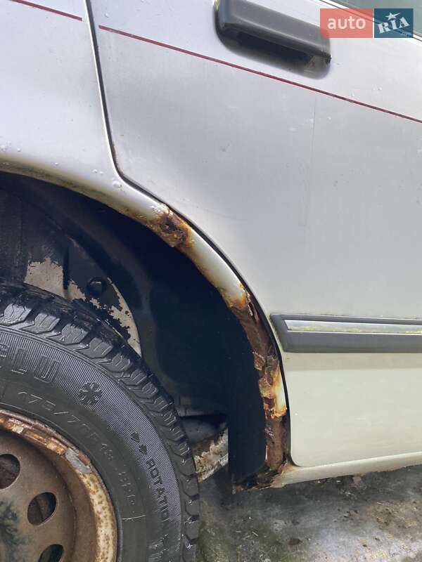 Лифтбек Ford Sierra 1987 в Калиновке фото 14 Лифтбек Ford Sierra 1987 в Калиновке