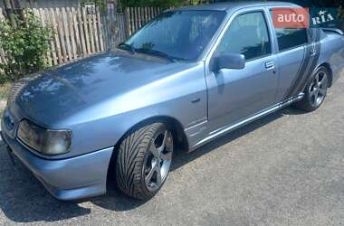 Седан Ford Sierra 1989 в Звенигородке