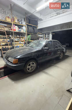 Седан Ford Sierra 1990 в Львове