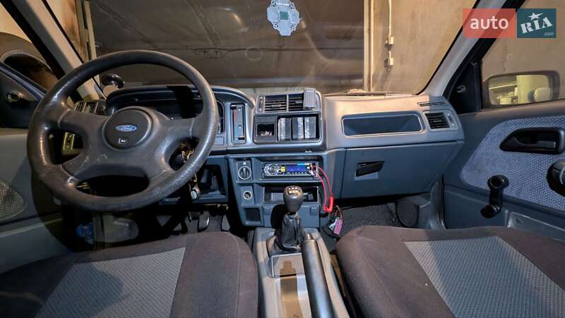 Лифтбек Ford Sierra 1992 в Киеве фото 4 Лифтбек Ford Sierra 1992 в Киеве