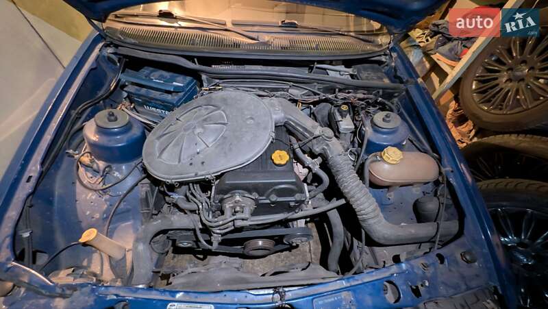 Лифтбек Ford Sierra 1992 в Киеве фото 9 Лифтбек Ford Sierra 1992 в Киеве