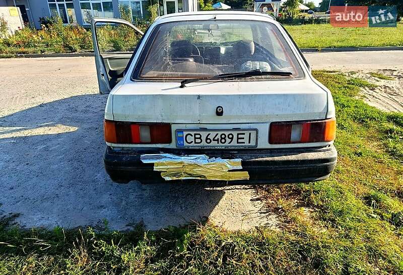 Седан Ford Sierra 1987 в Чернигове фото 5 Седан Ford Sierra 1987 в Чернигове