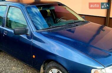 Седан Ford Sierra 1990 в Ковелі