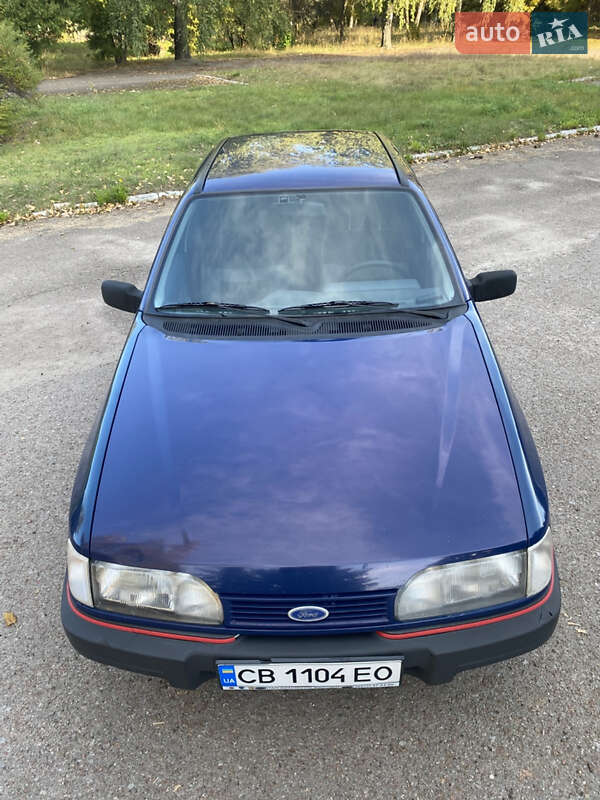 Седан Ford Sierra 1990 в Чернигове