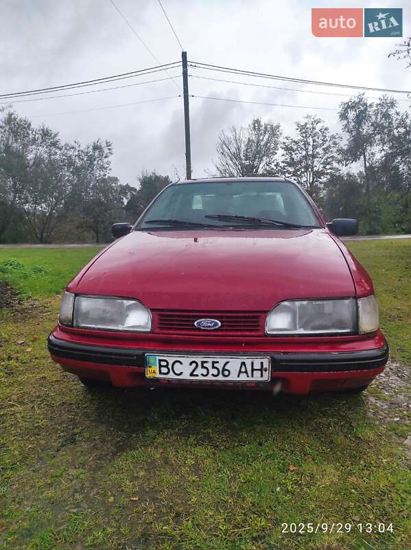 Седан Ford Sierra 1992 в Новом Калинове