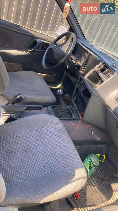 Лифтбек Ford Sierra 1986 в Черновцах