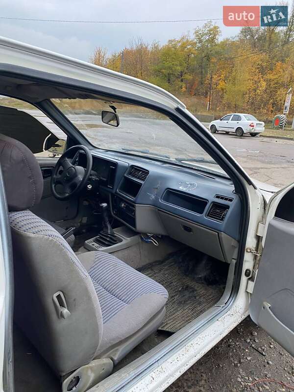 Купе Ford Sierra 1984 в Чугуєві