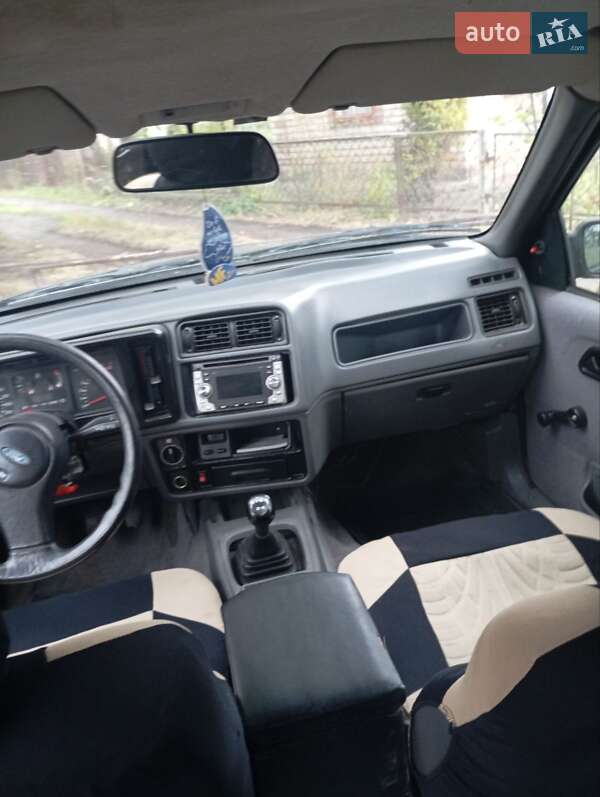 Седан Ford Sierra 1989 в Кривому Розі фото 5 Седан Ford Sierra 1989 в Кривому Розі