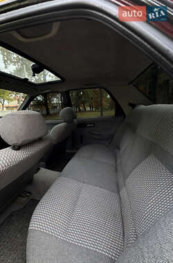 Седан Ford Sierra 1989 в  фото 9 Седан Ford Sierra 1989 в