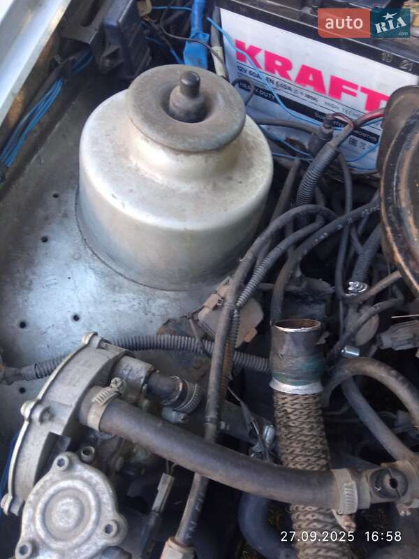 Седан Ford Sierra 1992 в Яготине