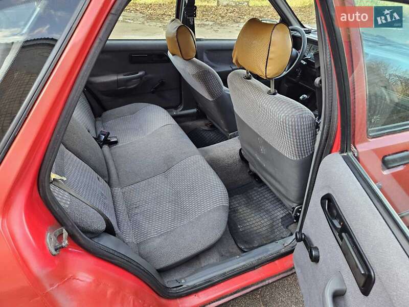 Ліфтбек Ford Sierra 1989 в Обухові