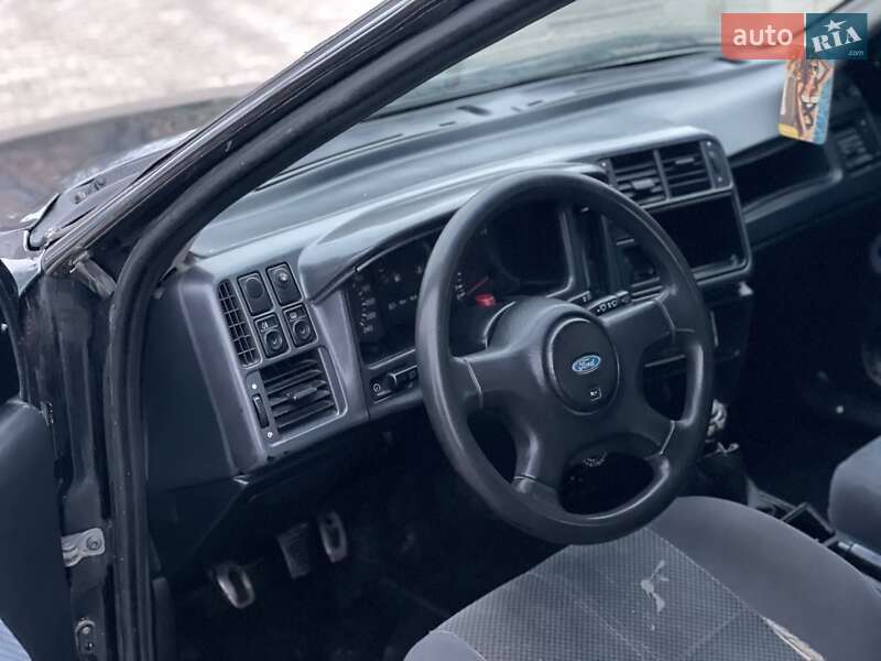 Седан Ford Sierra 1991 в Черновцах фото 5 Седан Ford Sierra 1991 в Черновцах