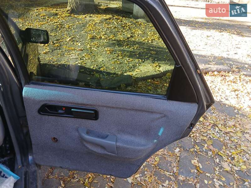 Седан Ford Sierra 1988 в Одесі фото 8 Седан Ford Sierra 1988 в Одесі