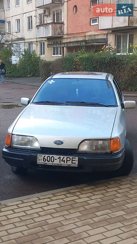 Універсал Ford Sierra 1982 в Ужгороді