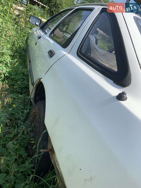 Ліфтбек Ford Sierra 1986 в Глобиному