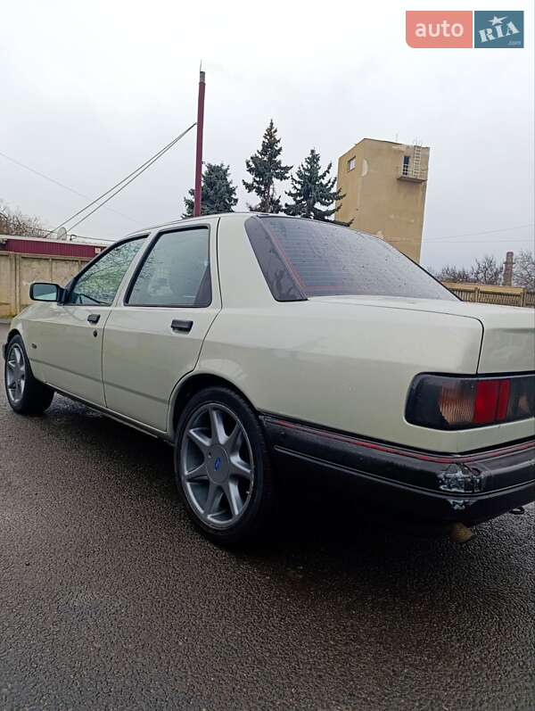 Седан Ford Sierra 1990 в Одессе