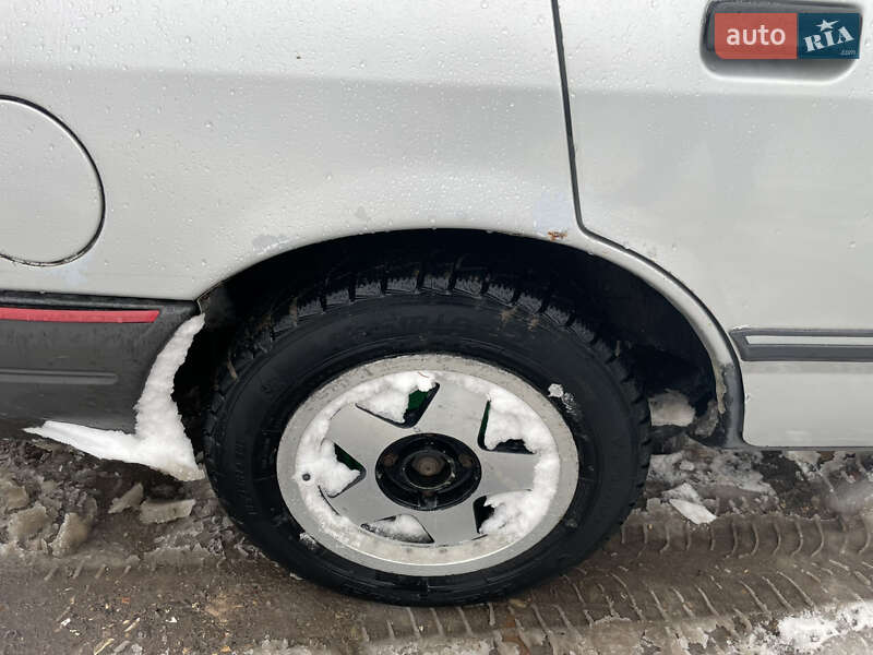 Седан Ford Sierra 1989 в Буске