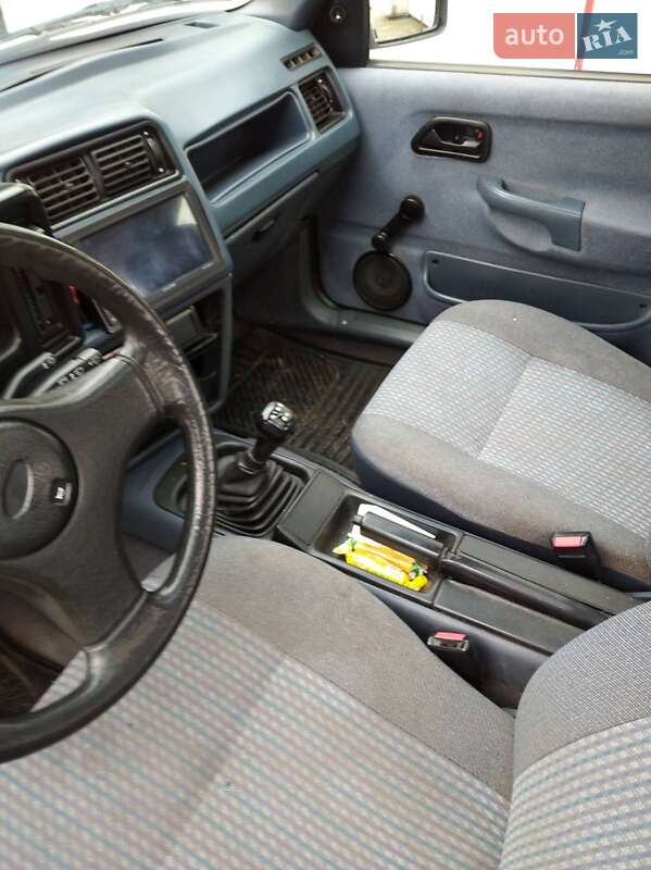 Седан Ford Sierra 1989 в Луцьку фото 8 Седан Ford Sierra 1989 в Луцьку