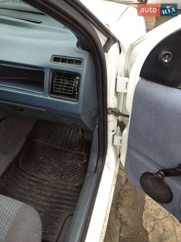 Седан Ford Sierra 1989 в Луцьку фото 28 Седан Ford Sierra 1989 в Луцьку