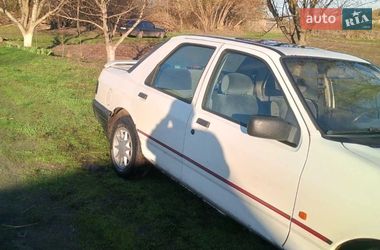 Седан Ford Sierra 1990 в Ічні