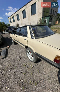 Седан Ford Taunus 1982 в 
