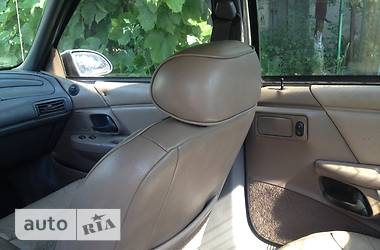 Седан Ford Taurus 1995 в 