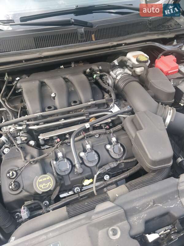 Седан Ford Taurus 2019 в Днепре