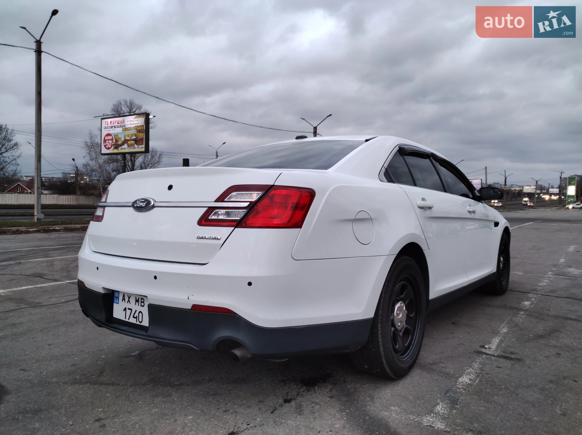 2015 Ford Taurus - мініатюра 8