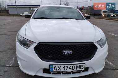 Седан Ford Taurus 2015 в Харькове