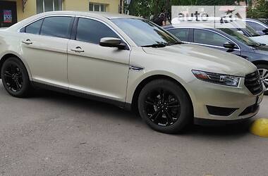 Седан Ford Taurus 2017 в 