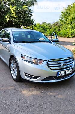 Седан Ford Taurus 2018 в Броварах